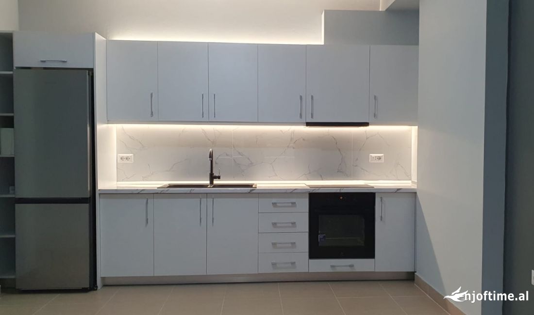 Shtepi me qera Apartament ne Tirane, 1+1, Mobilimi Bosh, pa mobiluar, Pagesa 550  Euro.