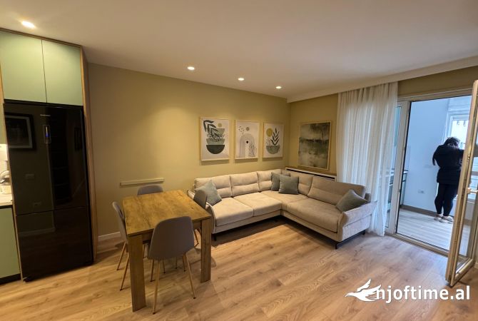 Casa in affitto 2+1 a Tirana - 1,200 Euro
