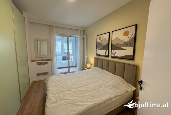 Shtepi me qera Apartament ne Tirane, 2+1, Mobilimi E mobiluar, Pagesa 1,200  Euro.