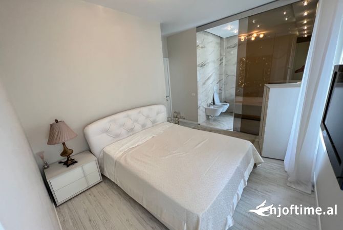 Shtepi me qera Apartament ne Tirane, 2+1, Mobilimi E mobiluar, Pagesa 650  Euro.