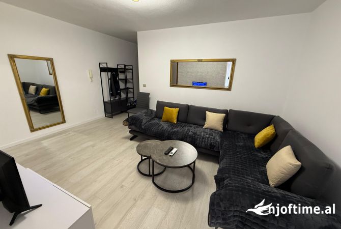 Shtepi me qera 1+1 ne Tirane - 650 Euro