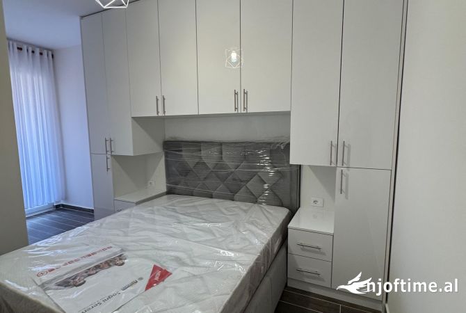 Shtepi me qera Apartament ne Tirane, 2+1, Mobilimi E mobiluar, Pagesa 500  Euro.