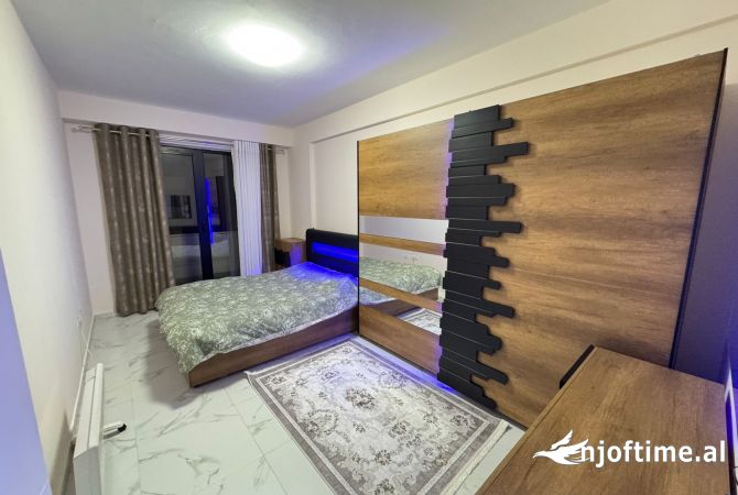 Shtepi me qera Apartament ne Tirane, 2+1, Mobilimi E mobiluar, Pagesa 550  Euro.
