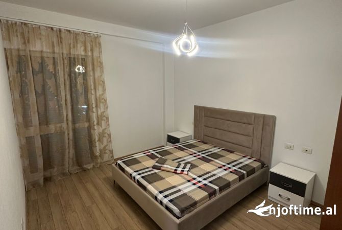 Shtepi me qera 2+1 ne Tirane - 600 Euro