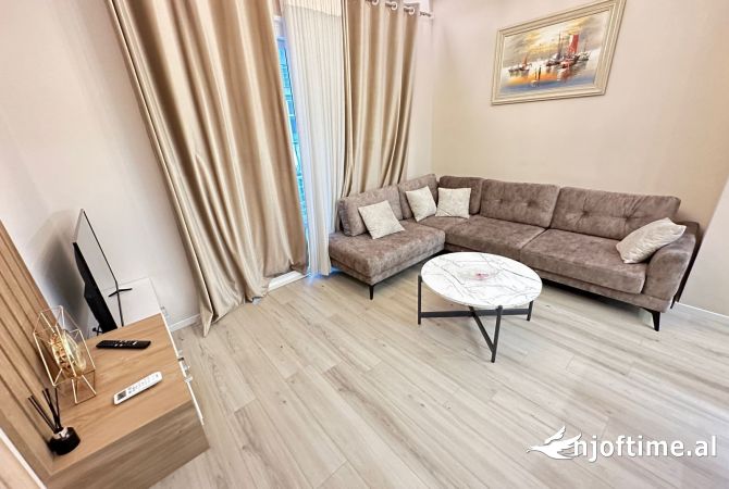 Shtepi me qera 1+1 ne Tirane - 500 Euro