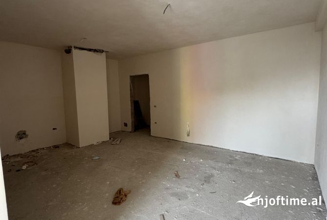 Shtepi ne shitje 1+1 ne Tirane - 128,500 Euro