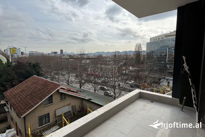 Shtepi ne shitje Apartament ne Tirane, 1+1, Mobilimi Bosh, pa mobiluar, Pagesa 128,500  Euro.