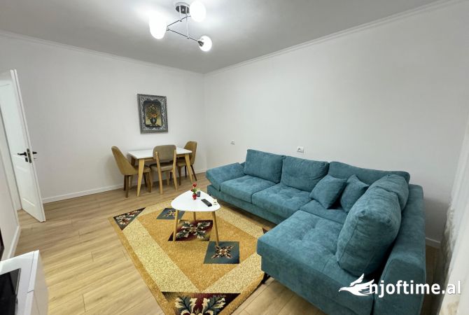 Qera apartament 1+1  Tek rruga kongresi I manastirit  Kati 2 pallat ekzistues   cmimi 480 euro