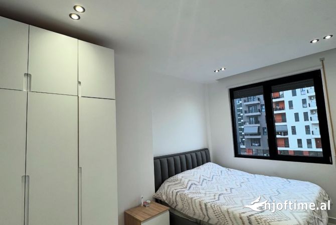 Shtepi me qera Apartament ne Tirane, 3+1, Mobilimi E mobiluar, Pagesa 800  Euro.
