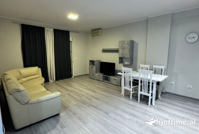 Shtepi me qera 1+1 ne Tirane - 450 Euro