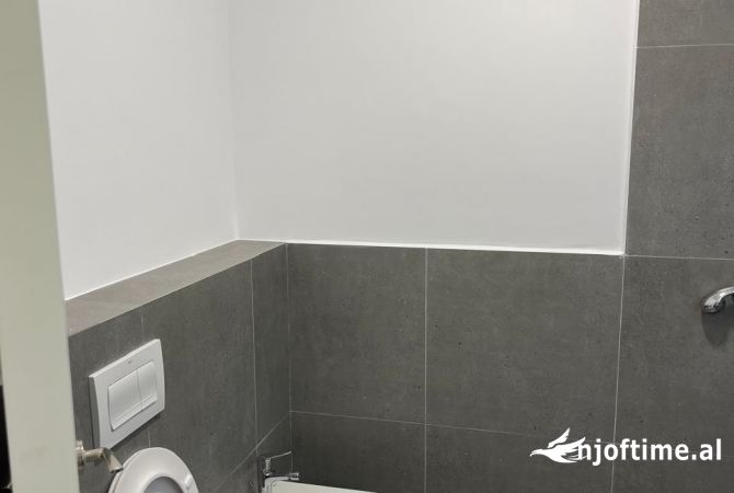 Shtepi me qera Apartament ne Tirane, 2+1, Mobilimi E mobiluar, Pagesa 50,000  Leke.