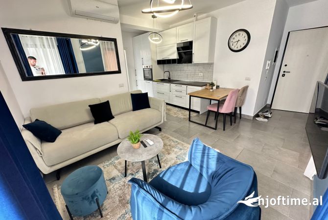 Shtepi me qera 1+1 ne Tirane - 700 Euro