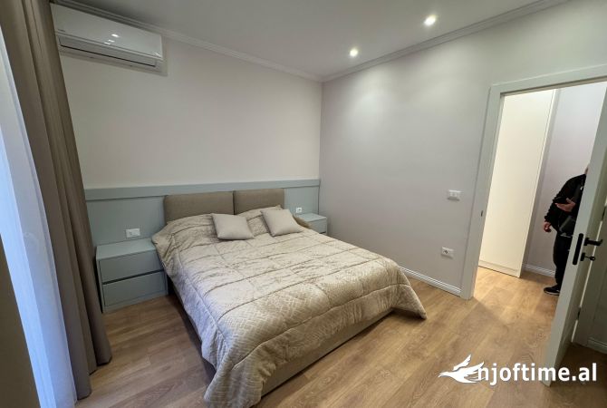 Shtepi me qera Apartament ne Tirane, 1+1, Mobilimi E mobiluar, Pagesa 700  Euro.