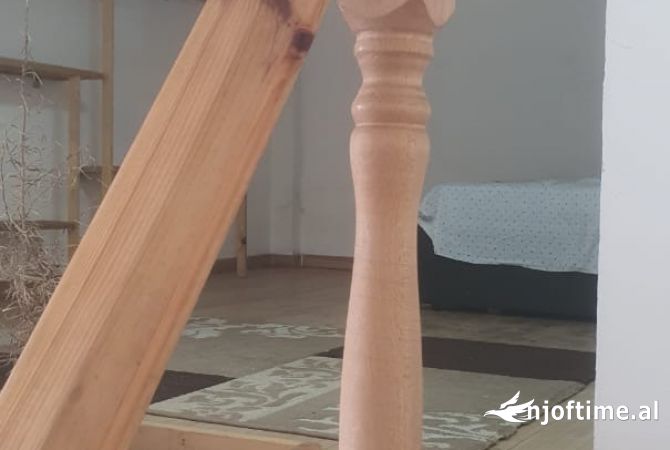 Shtepi ne shitje Apartament ne Tirane, Garsoniere, Mobilimi E mobiluar, Pagesa 63,000  Euro.