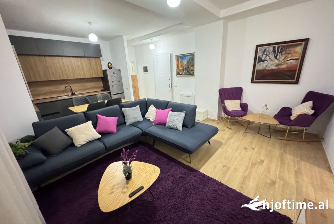 Shtepi me qera 2+1 ne Tirane - 580 Euro
