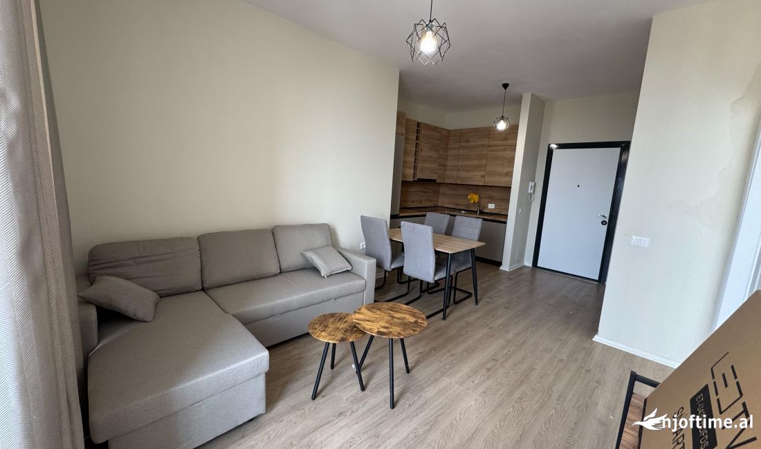 Shtepi me qera Apartament ne Tirane, 1+1, Mobilimi E mobiluar, Pagesa 550  Euro.
