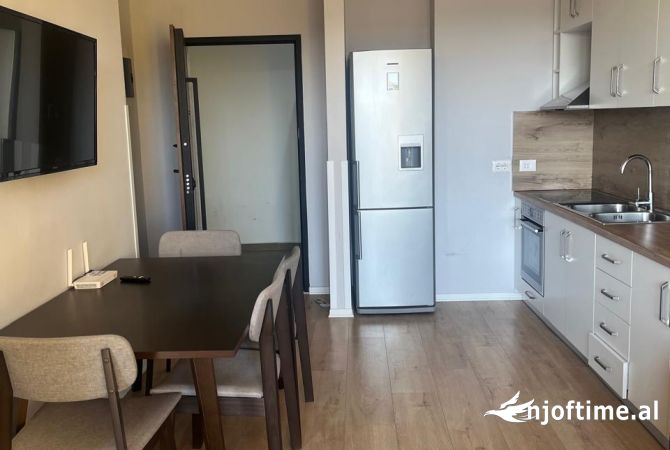 Shtepi me qera 2+1 ne Tirane - 50,000 Leke