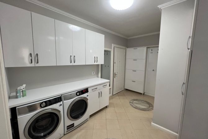 Shtepi me qera Apartament ne Tirane, 2+1, Mobilimi E mobiluar, Pagesa 1,000  Euro.