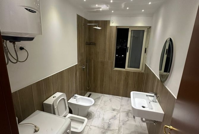 Shtepi me qera Apartament ne Tirane, 2+1, Mobilimi E mobiluar, Pagesa 550  Euro.