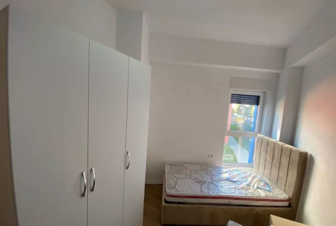 Shtepi ne shitje Apartament ne Tirane, 2+1, Mobilimi E mobiluar, Pagesa 115,000  Euro.