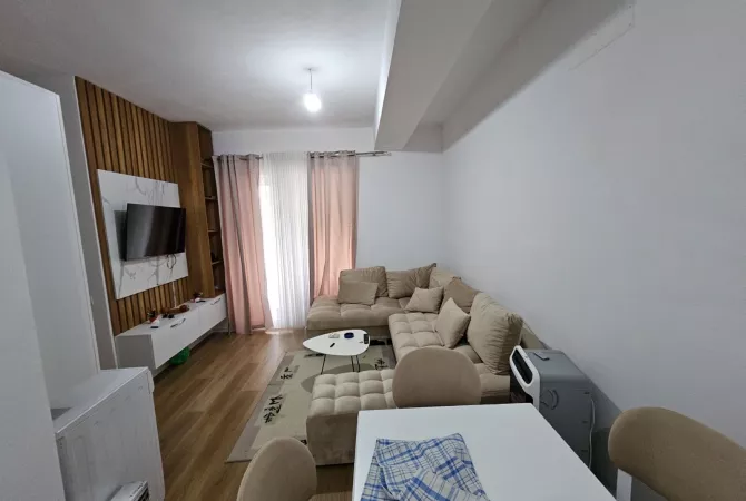 Shtepi ne shitje 2+1 ne Tirane - 115,000 Euro