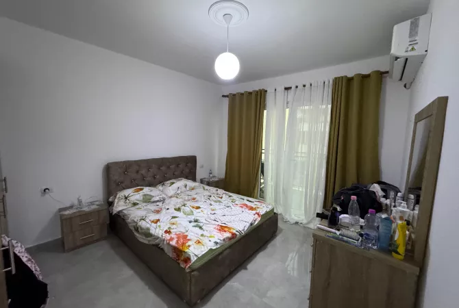 Shtepi me qera Apartament ne Tirane, 1+1, Mobilimi E mobiluar, Pagesa 450  Euro.