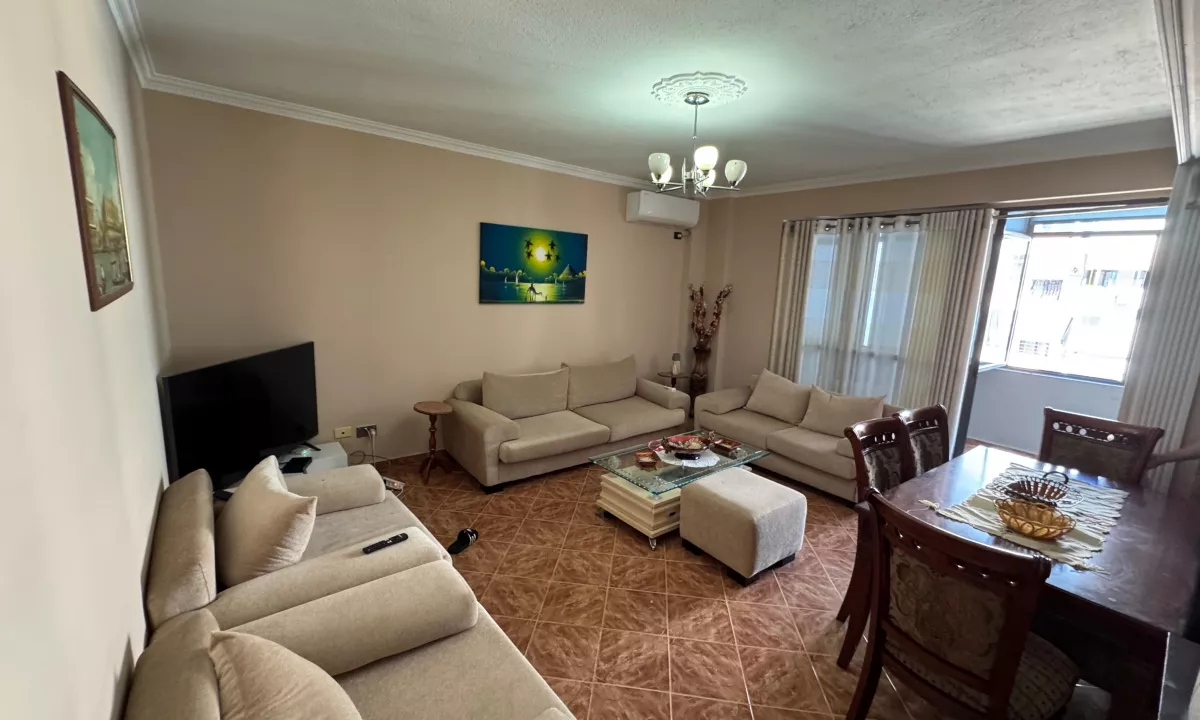 Shtepi me qera Apartament ne Tirane, 2+1, Mobilimi E mobiluar, Pagesa 600  Euro.