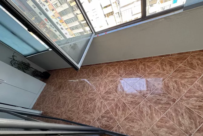 Shtepi me qera Apartament ne Tirane, 2+1, Mobilimi E mobiluar, Pagesa 600  Euro.