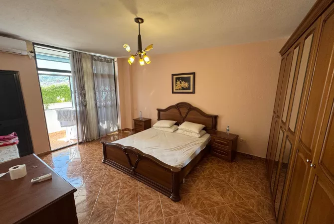 Shtepi me qera Apartament ne Tirane, 2+1, Mobilimi E mobiluar, Pagesa 600  Euro.