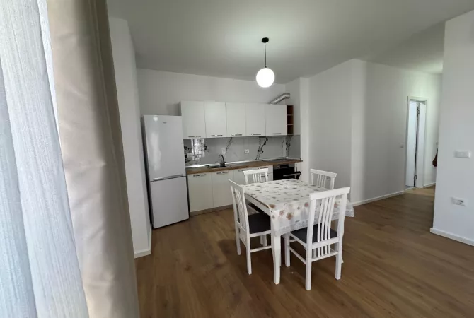 Shtepi me qera Apartament ne Tirane, 2+1, Mobilimi E mobiluar, Pagesa 850  Euro.