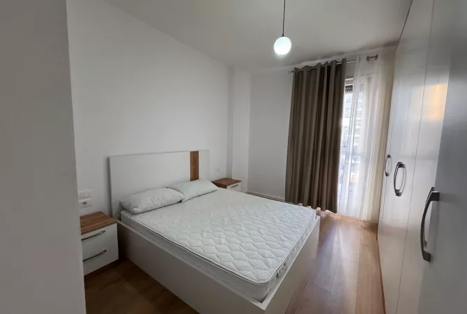 Shtepi me qera Apartament ne Tirane, 2+1, Mobilimi E mobiluar, Pagesa 850  Euro.