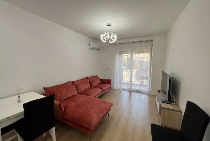 Shtepi me qera 1+1 ne Tirane - 600 Euro