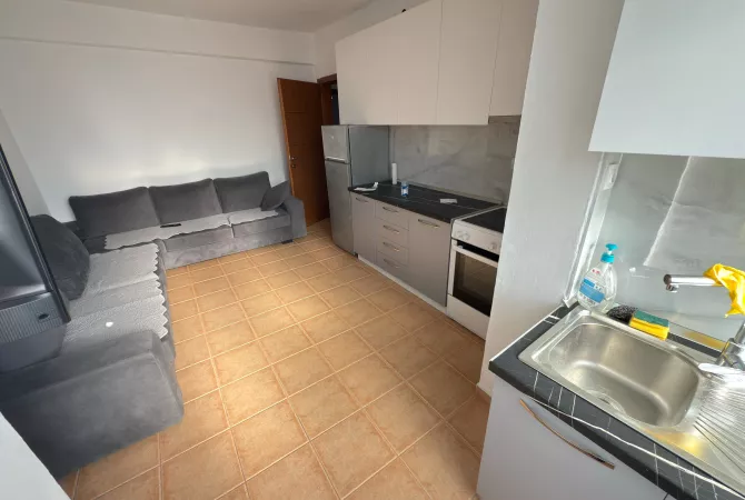 Shtepi me qera 2+1 ne Tirane - 350 Euro