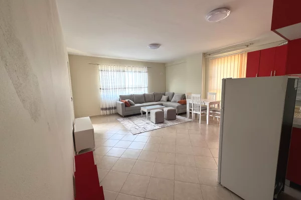 Shtepi me qera 2+1 ne Tirane - 50,000 Leke