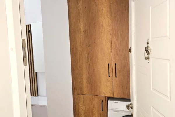 Shtepi me qera Apartament ne Tirane, 1+1, Mobilimi E mobiluar, Pagesa 600  Euro.