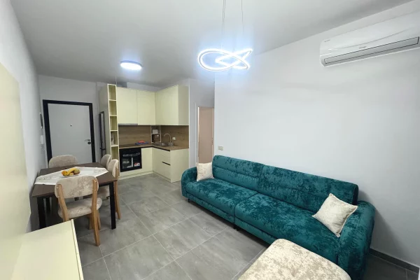 Shtepi me qera 1+1 ne Tirane - 650 Euro