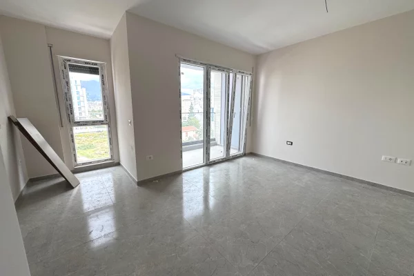 Shtepi me qera 1+1 ne Tirane - 450 Euro