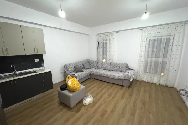 Shtepi me qera 1+1 ne Tirane - 400 Euro