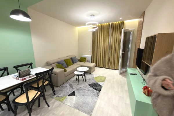 Shtepi me qera 1+1 ne Tirane - 550 Euro