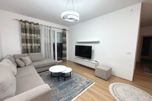Shtepi me qera Apartament ne Tirane, 2+1, Mobilimi E mobiluar, Pagesa 75,000  Leke.