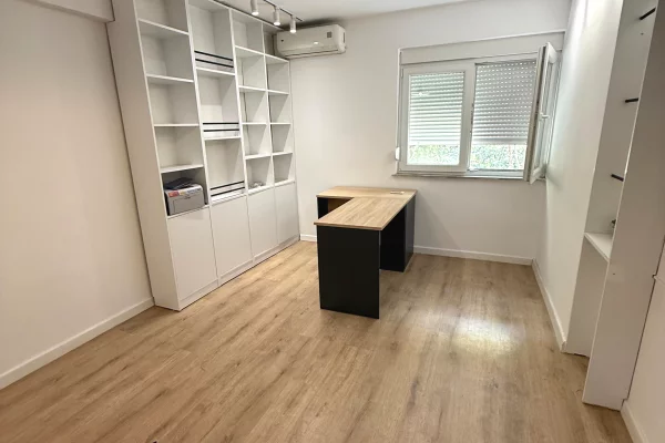 Shtepi me qera 1+1 ne Tirane - 330 Euro