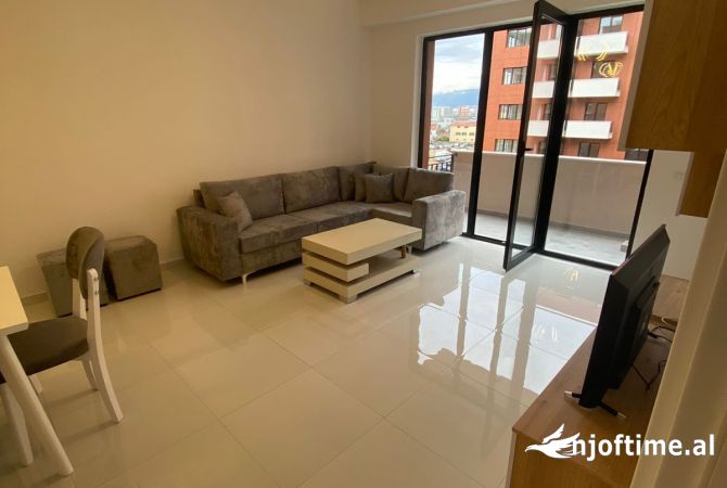 Shtepi me qera 2+1 ne Tirane - 650 Euro