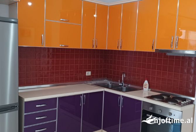Shtepi me qera 2+1 ne Tirane - 450 Euro