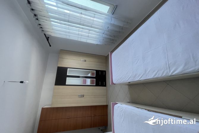Shtepi me qera 2+1 ne Tirane - 400 Euro