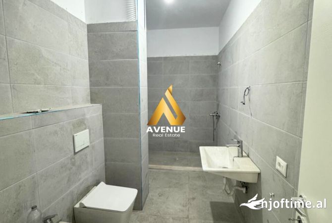 Shtepi ne shitje Apartament ne Tirane, 2+1, Mobilimi Bosh, pa mobiluar, Pagesa 129,000  Euro.