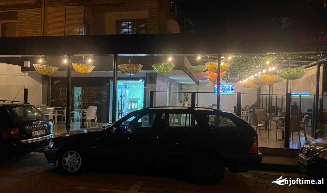 Ambient me qera per lokal dhe piceri