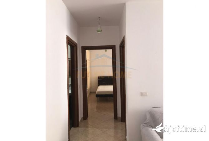 Shtepi me qera 2+1 ne Tirane - 500 Euro