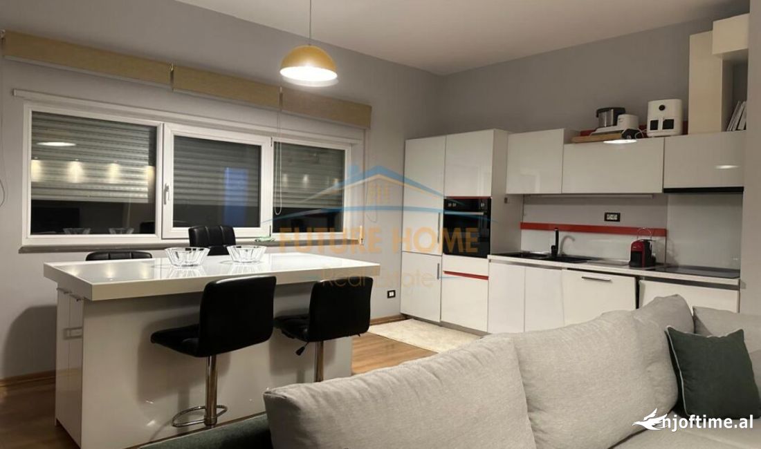 Shtepi me qera Apartament ne Tirane, 2+1, Mobilimi E mobiluar, Pagesa 800  Euro.