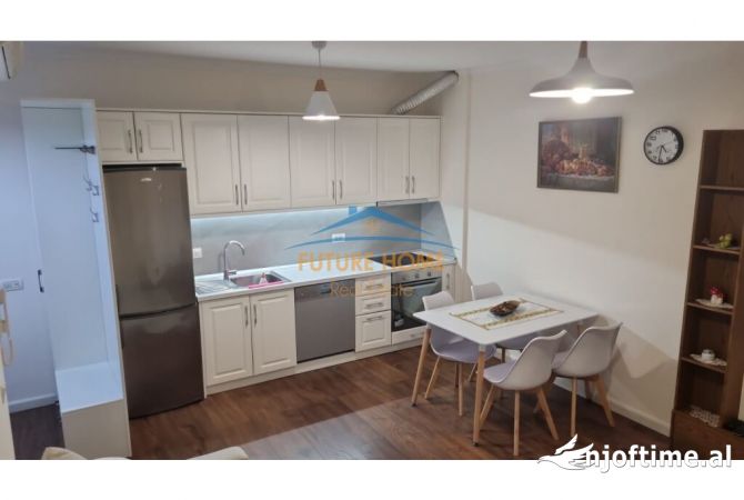 Shtepi me qera 1+1 ne Tirane - 750 Euro