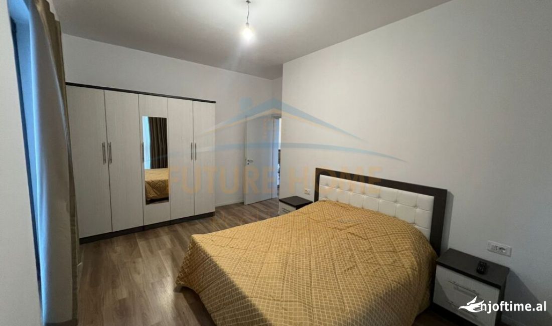 Shtepi me qera Apartament ne Tirane, 2+1, Mobilimi E mobiluar, Pagesa 700  Euro.